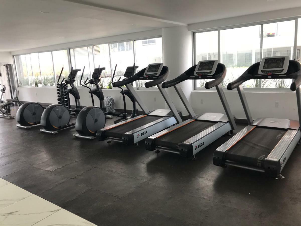 Metropolitan Suites Zapopan Eksteriør bilde