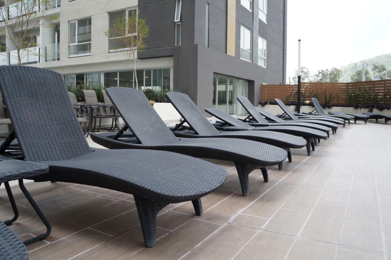 Metropolitan Suites Zapopan Eksteriør bilde