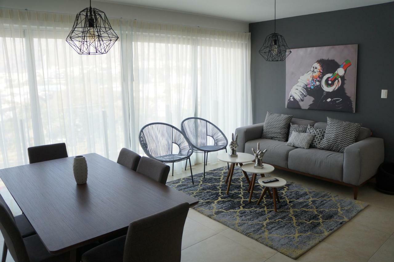 Metropolitan Suites Zapopan Eksteriør bilde